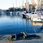 Appuntamento Al Porto サヴォーナ