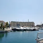 別荘 Appuntamento Al Porto