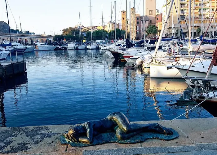 Appuntamento Al Porto Σαβόνα
